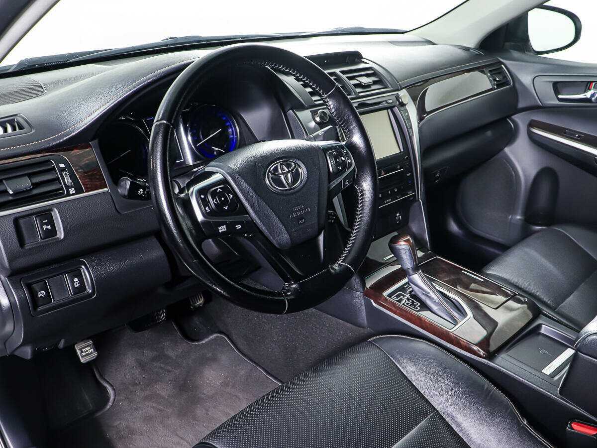 Toyota Camry б/у, 2017, Автоматическая. Фото: #5