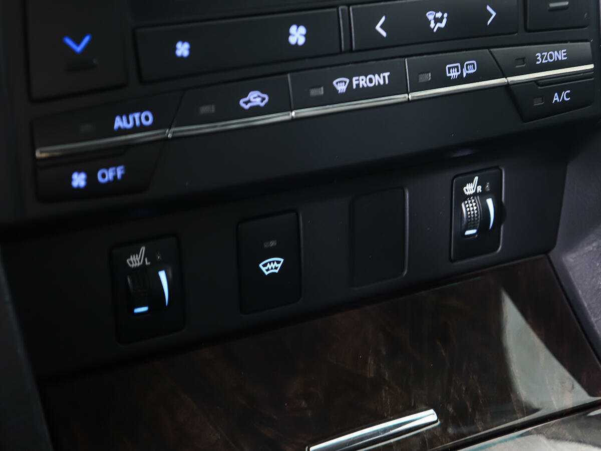 Toyota Camry б/у, 2017, Автоматическая. Фото: #9