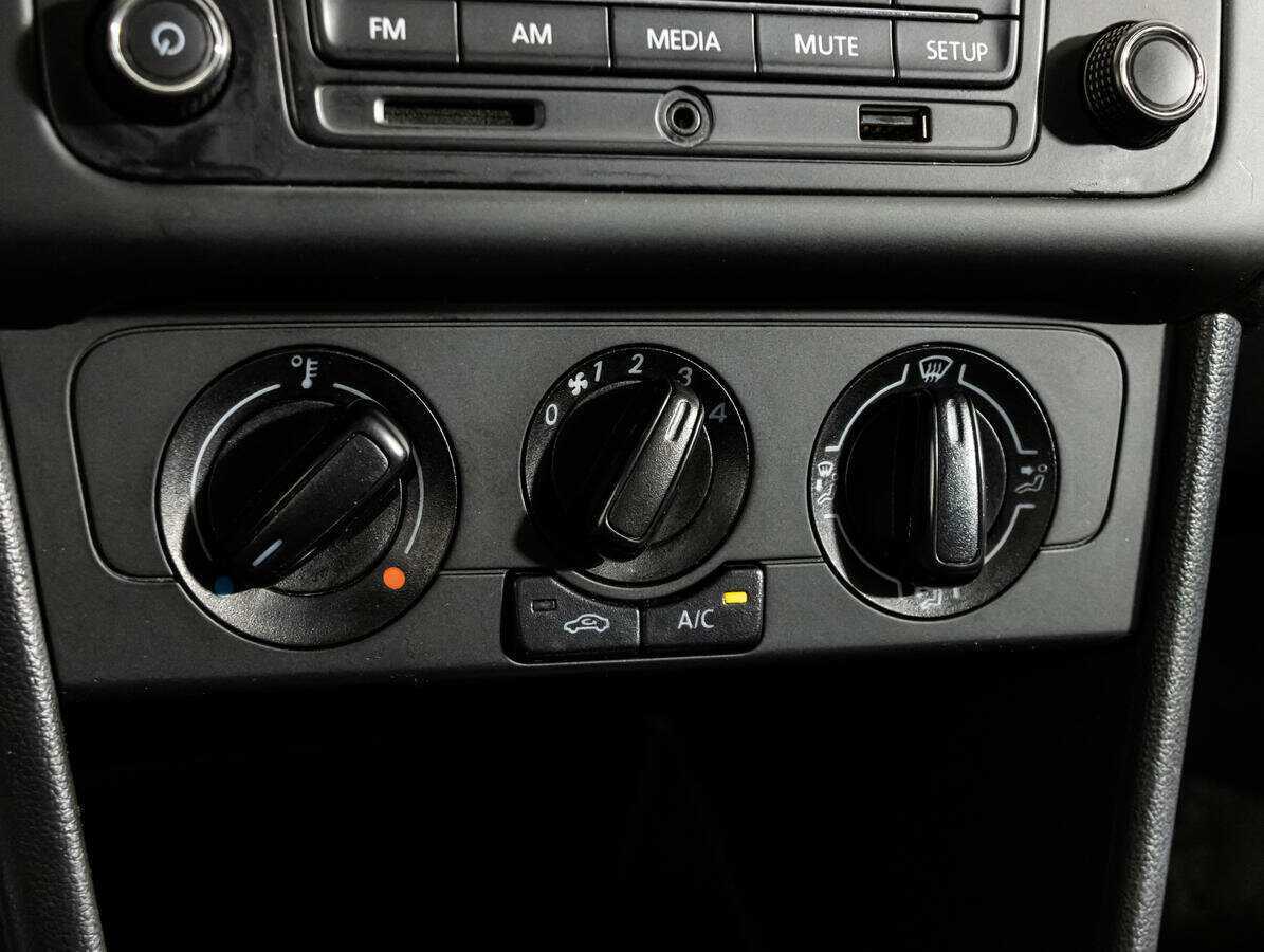 Фольксваген Поло б/у, 2020, Автоматическая. Фото: #13