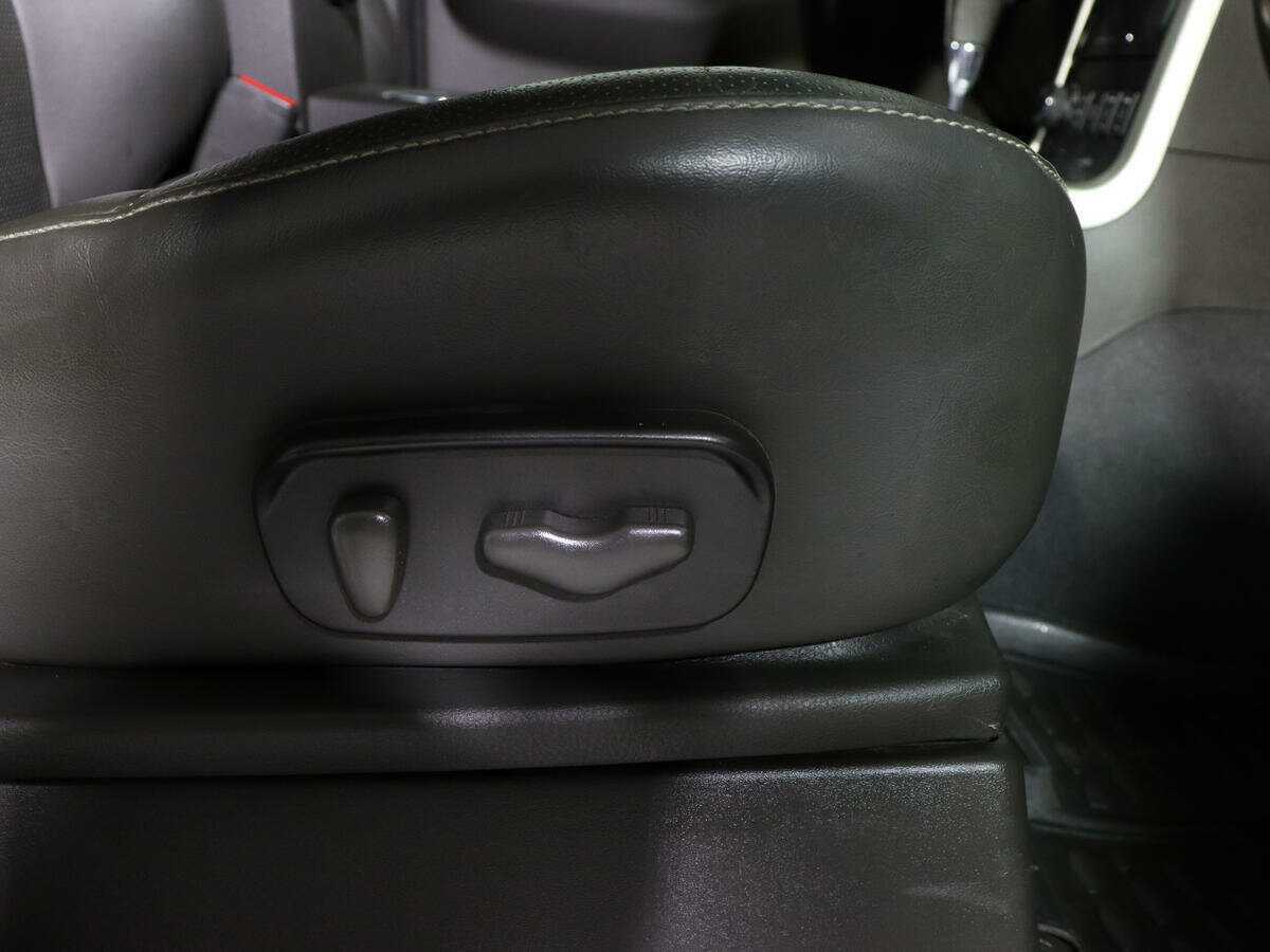 Nissan Pathfinder б/у, 2013, Автоматическая. Фото: #11