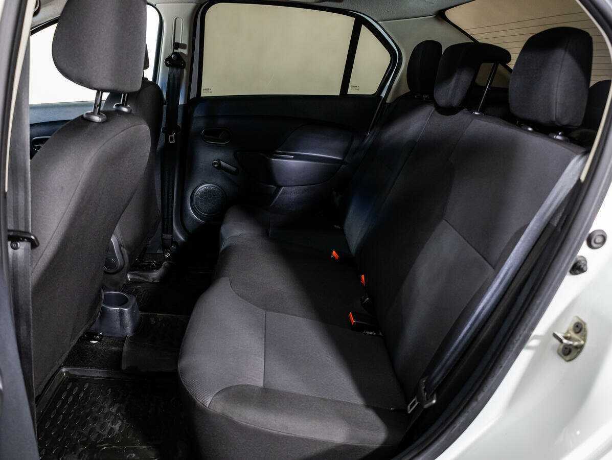 Рено Логан б/у, 2019, Механическая. Фото: #9