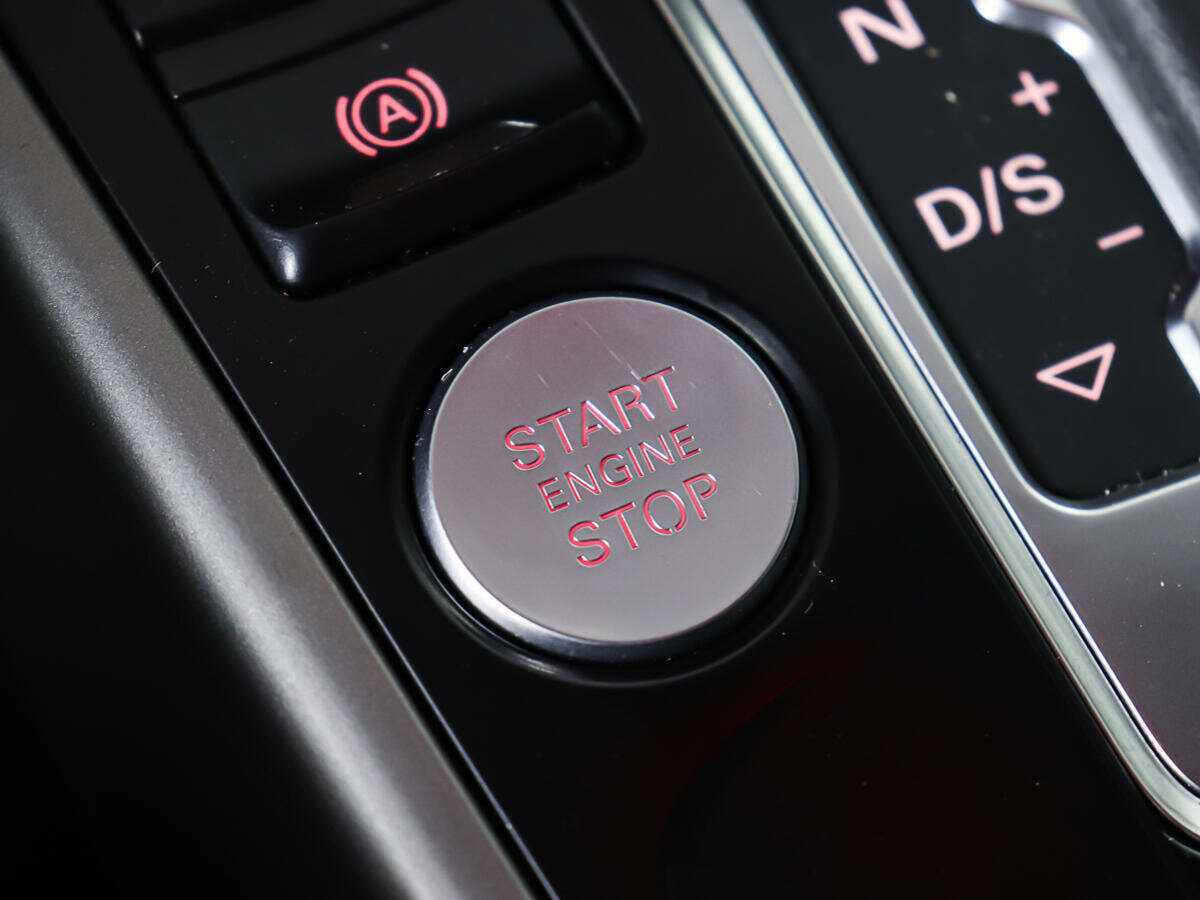 Audi A4 б/у, 2012, Роботизированная. Фото: #17