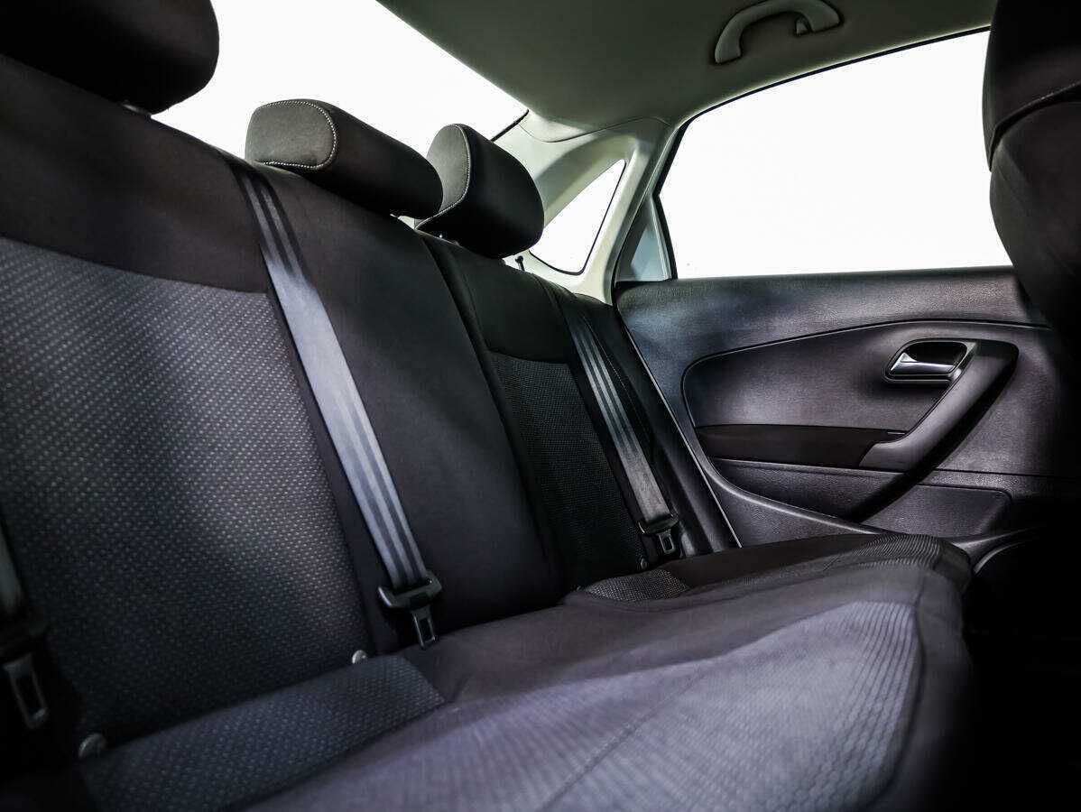 Volkswagen Polo б/у, 2016, Автоматическая. Фото: #10