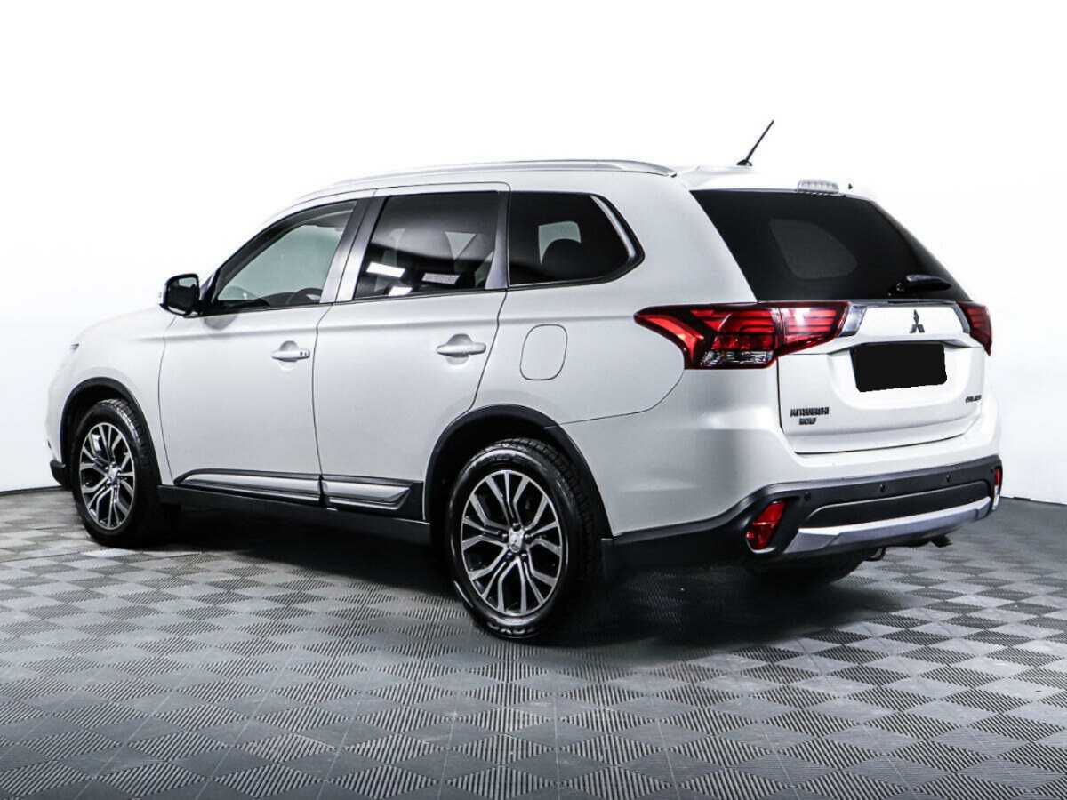 Mitsubishi Outlander б/у, 2016, Вариатор. Фото: #6