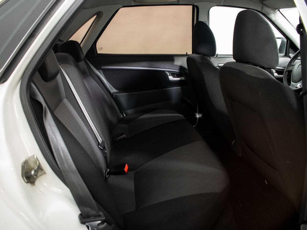 Lada (ВАЗ) Priora б/у, 2017, Механическая. Фото: #7