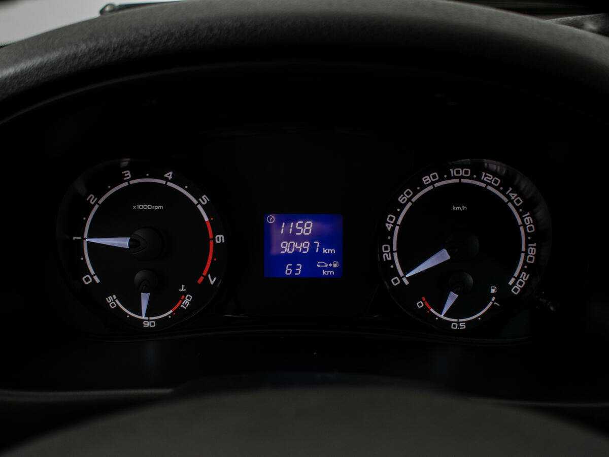 Lada (ВАЗ) Priora б/у, 2017, Механическая. Фото: #9