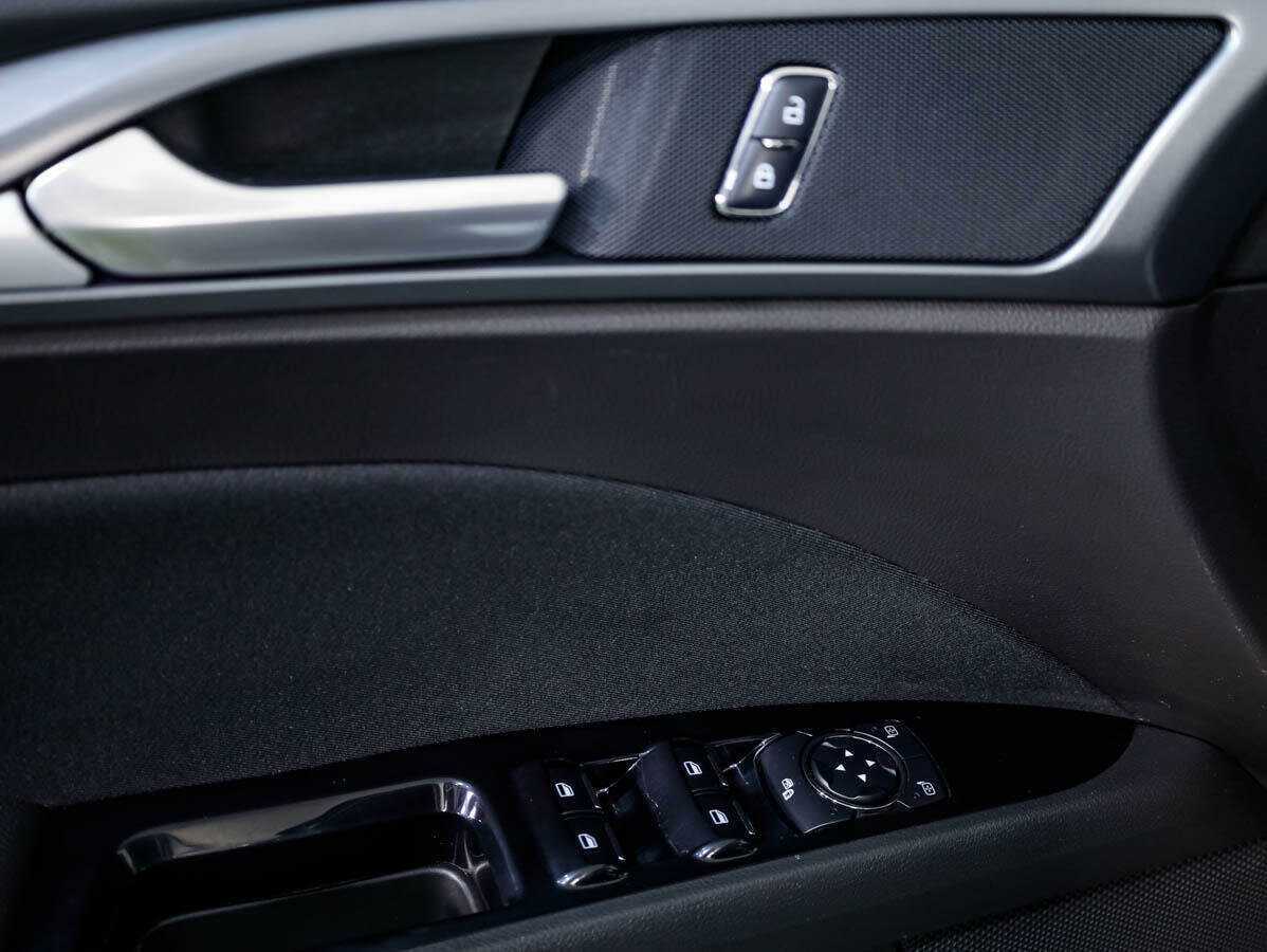 Ford Mondeo б/у, 2017, Автоматическая. Фото: #12