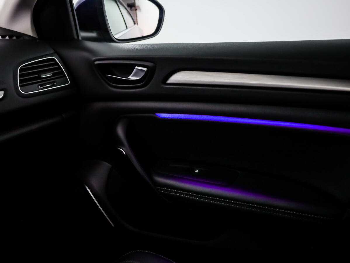 Renault Megane б/у, 2017, Роботизированная. Фото: #16