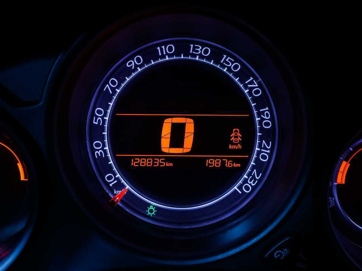 Ситроен Ц4 б/у, 2012, Автоматическая. Фото: #17