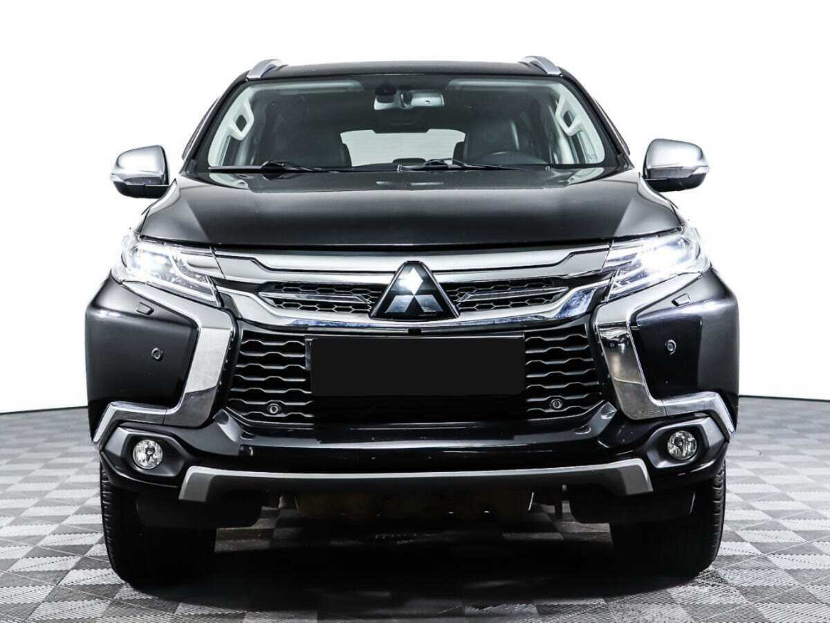 Mitsubishi Pajero Sport б/у, 2018, Автоматическая. Фото: #1