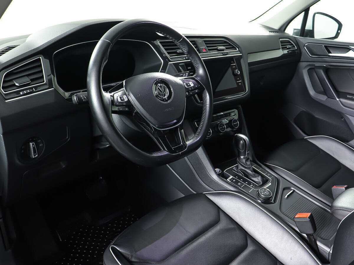 Volkswagen Tiguan б/у, 2017, Роботизированная. Фото: #12
