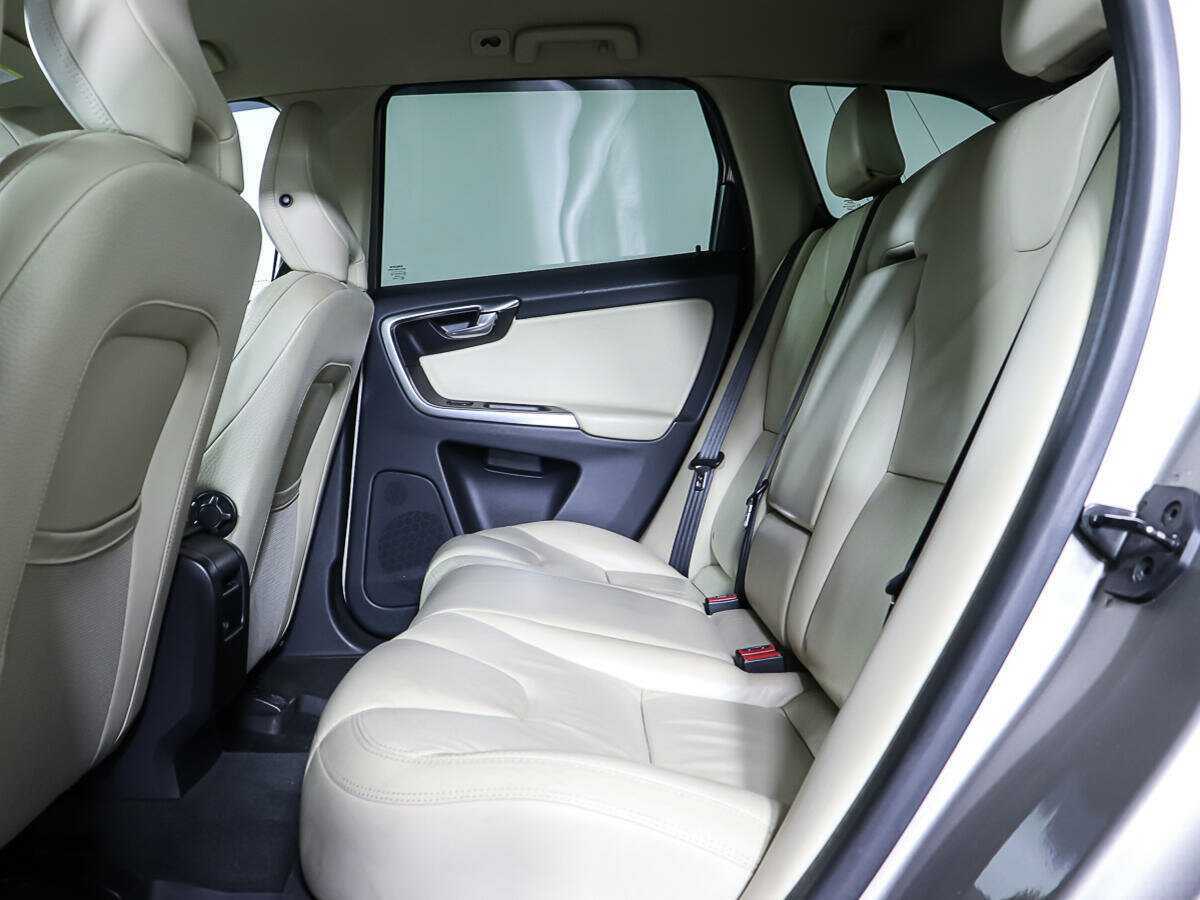 Volvo XC60 б/у, 2012, Автоматическая. Фото: #11
