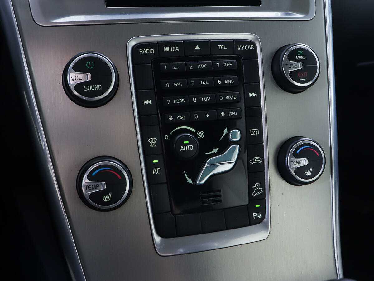 Volvo XC60 б/у, 2012, Автоматическая. Фото: #17