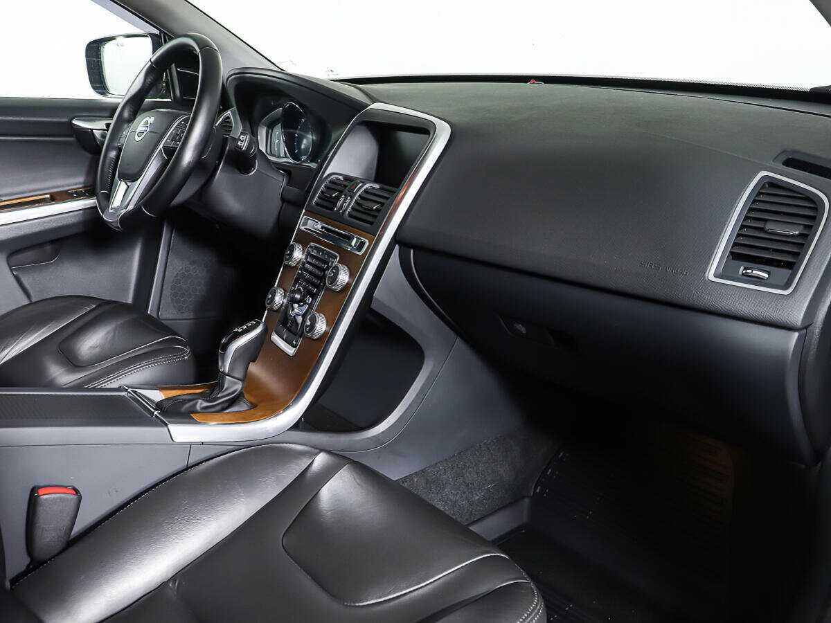 Volvo XC60 б/у, 2015, Автоматическая. Фото: #8