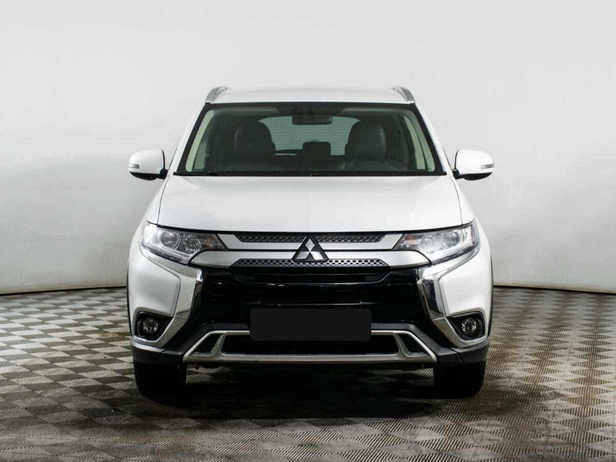 Mitsubishi Outlander б/у, 2020, Вариатор. Фото: #1