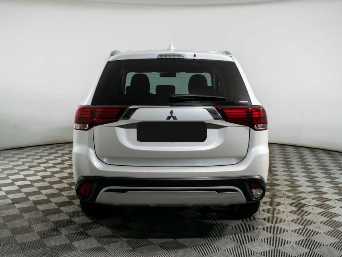 Mitsubishi Outlander б/у, 2020, Вариатор. Фото: #5