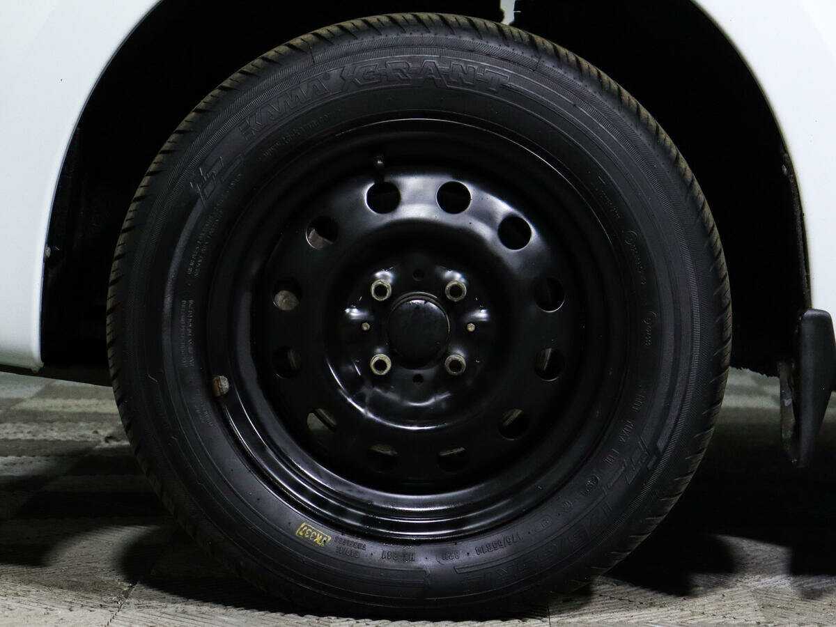 Лада (ВАЗ) Гранта б/у, 2023, Механическая. Фото: #14