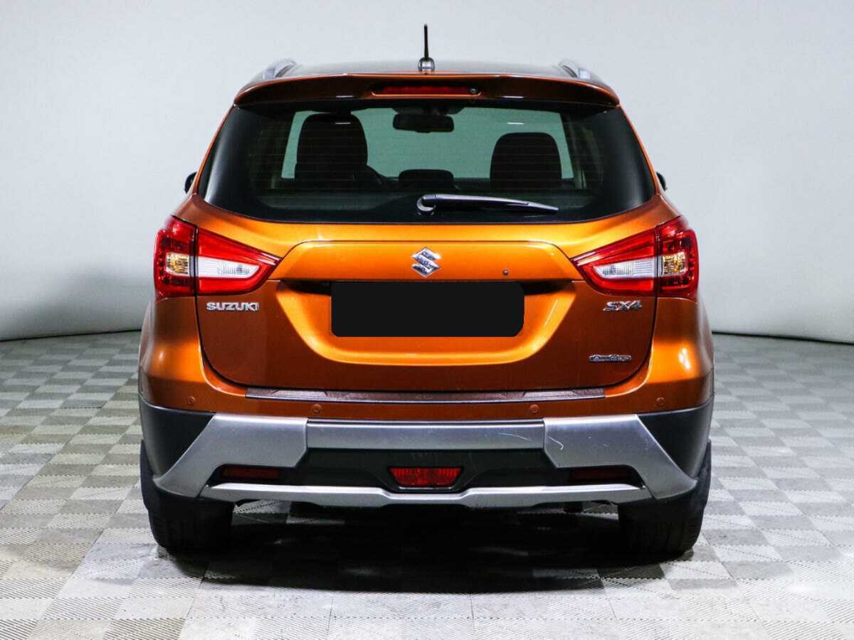 Suzuki SX4 б/у, 2017, Автоматическая. Фото: #4