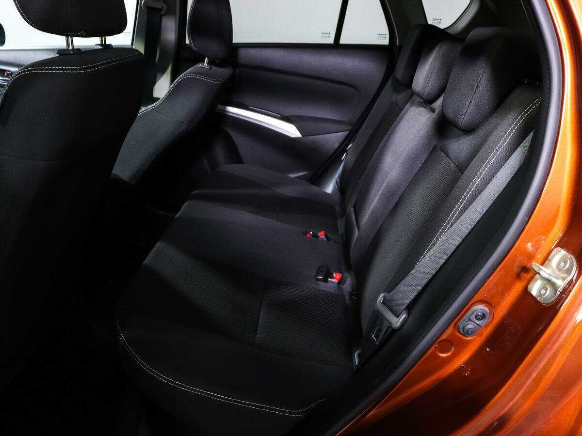 Suzuki SX4 б/у, 2017, Автоматическая. Фото: #7