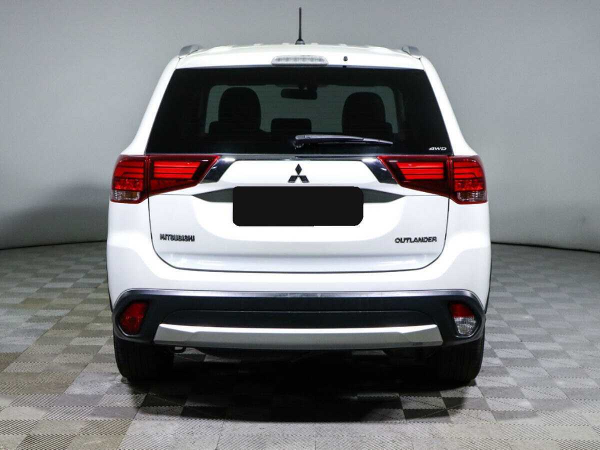 Mitsubishi Outlander б/у, 2016, Вариатор. Фото: #4