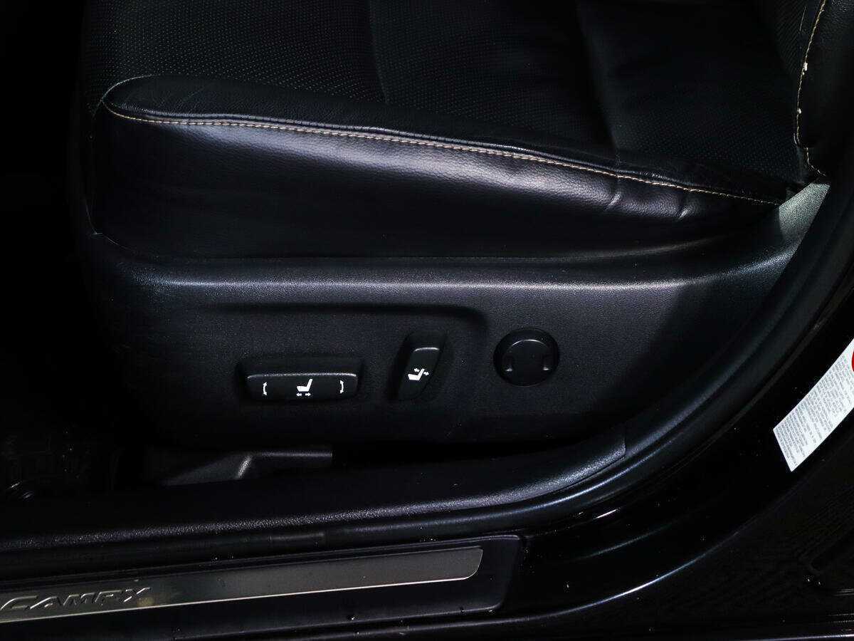 Тойота Камри б/у, 2018, Автоматическая. Фото: #16