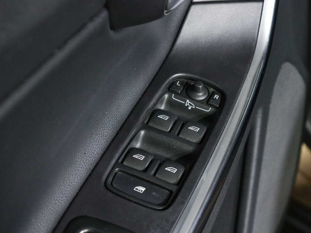 Volvo XC60 б/у, 2012, Автоматическая. Фото: #17