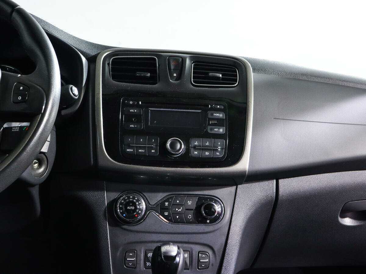 Рено Сандеро б/у, 2016, Автоматическая. Фото: #12