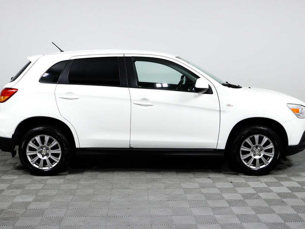 Mitsubishi ASX б/у, 2012, Механическая. Фото: #3