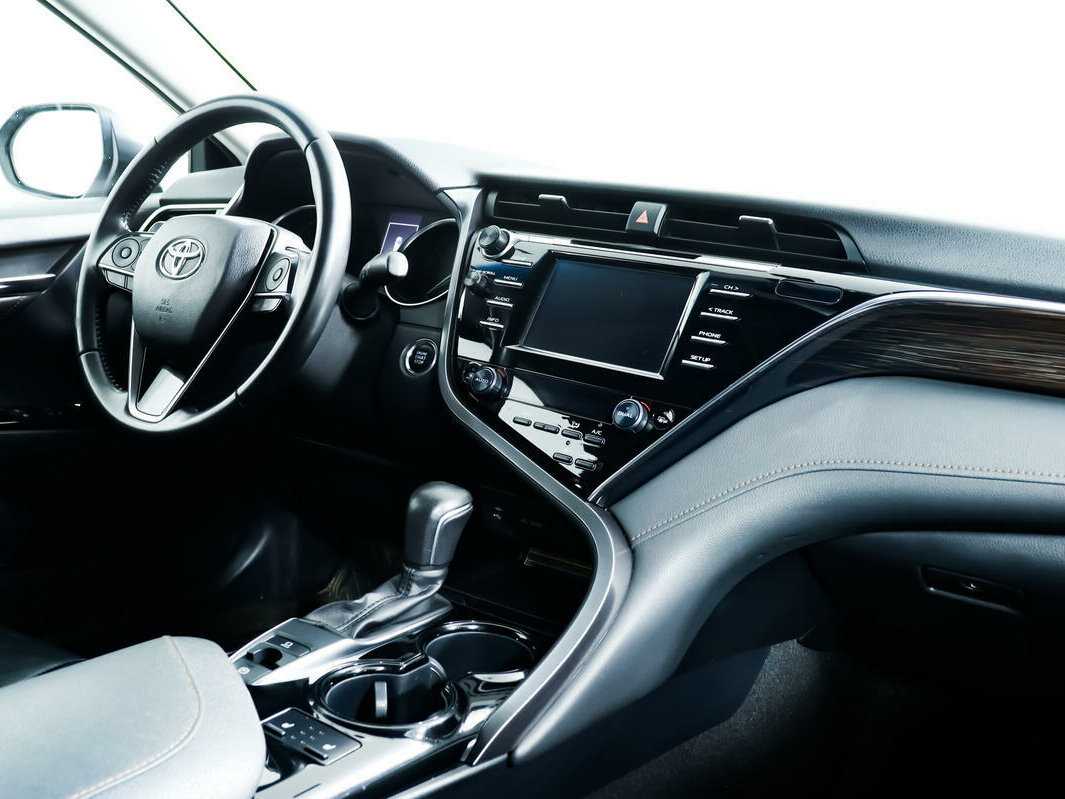 Toyota Camry б/у, 2018, Автоматическая. Фото: #8