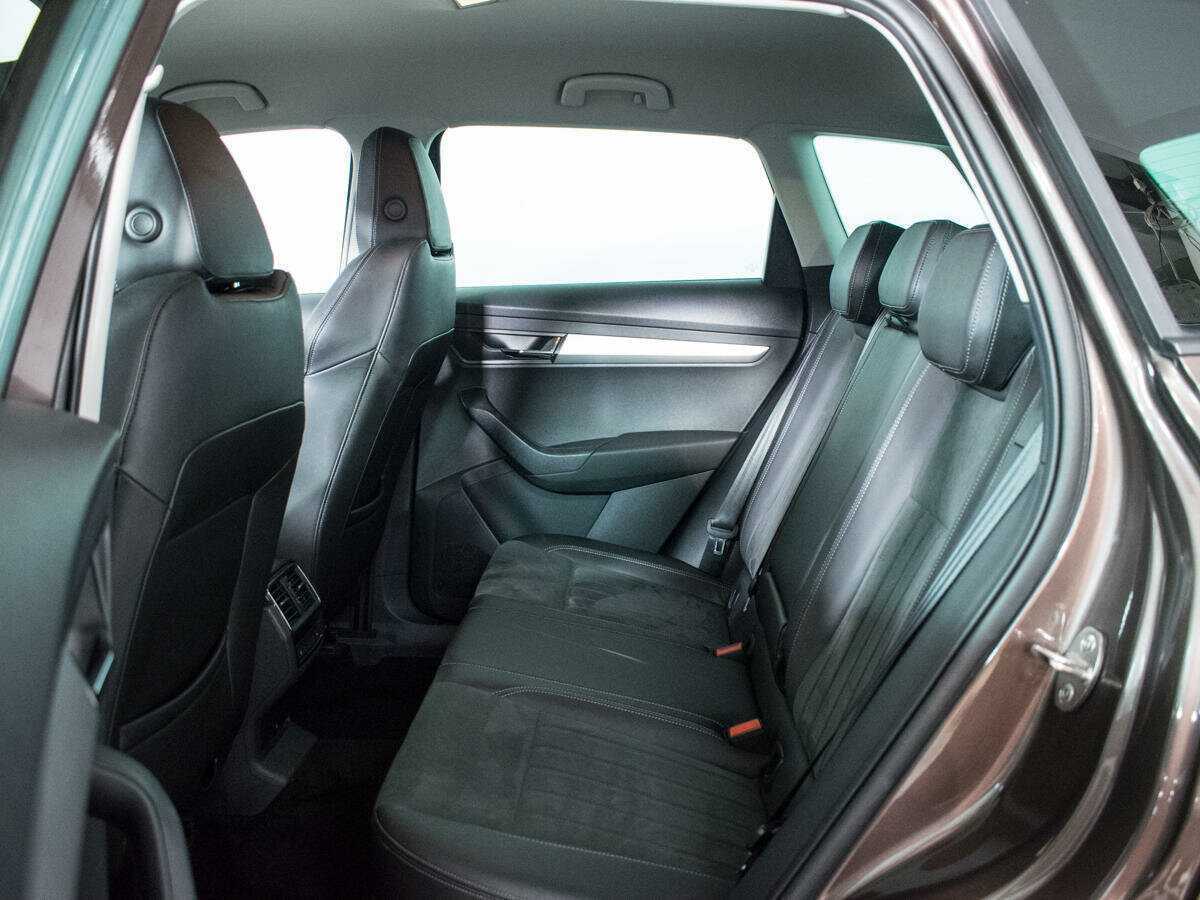 Skoda Karoq б/у, 2020, Автоматическая. Фото: #9