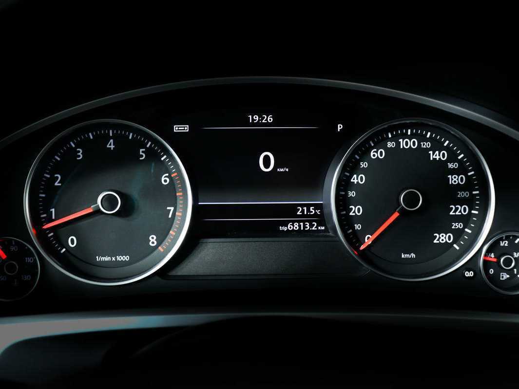 Фольксваген Туарег б/у, 2012, Автоматическая. Фото: #9