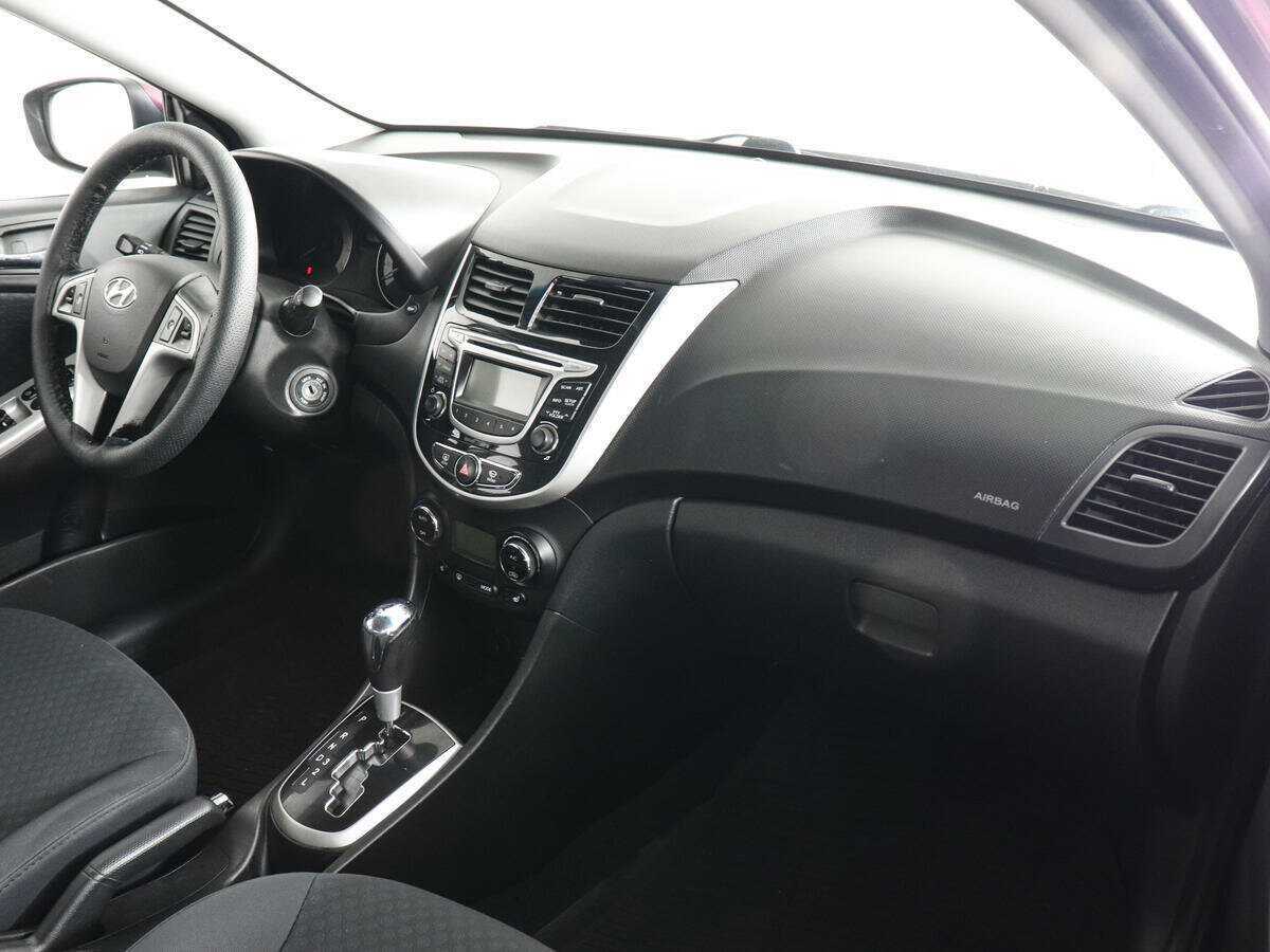 Hyundai Solaris б/у, 2014, Автоматическая. Фото: #9