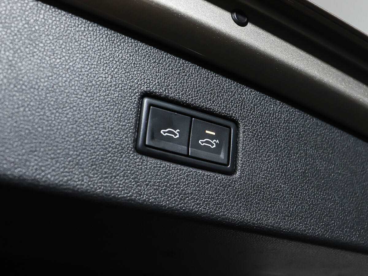 Volkswagen Tiguan б/у, 2017, Роботизированная. Фото: #17