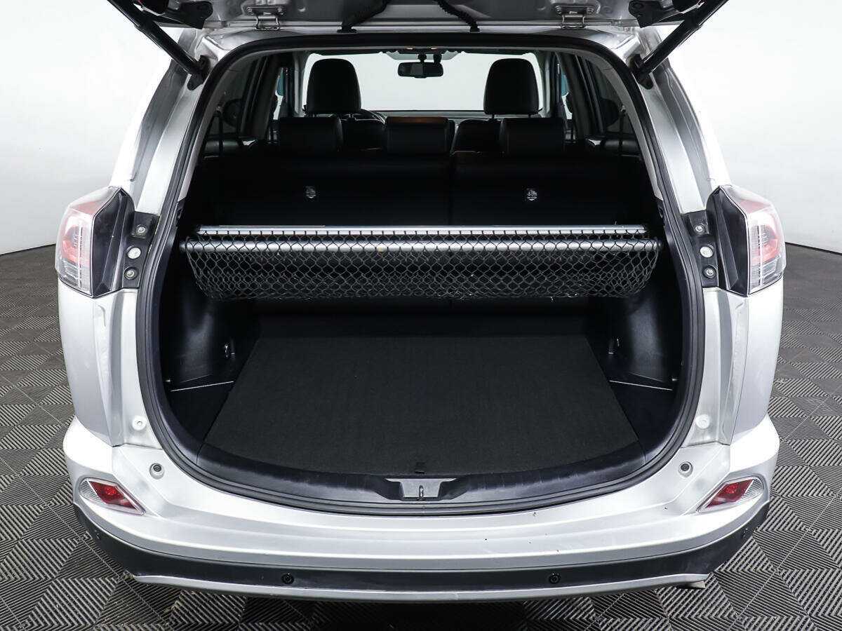 Toyota RAV4 б/у, 2019, Автоматическая. Фото: #9