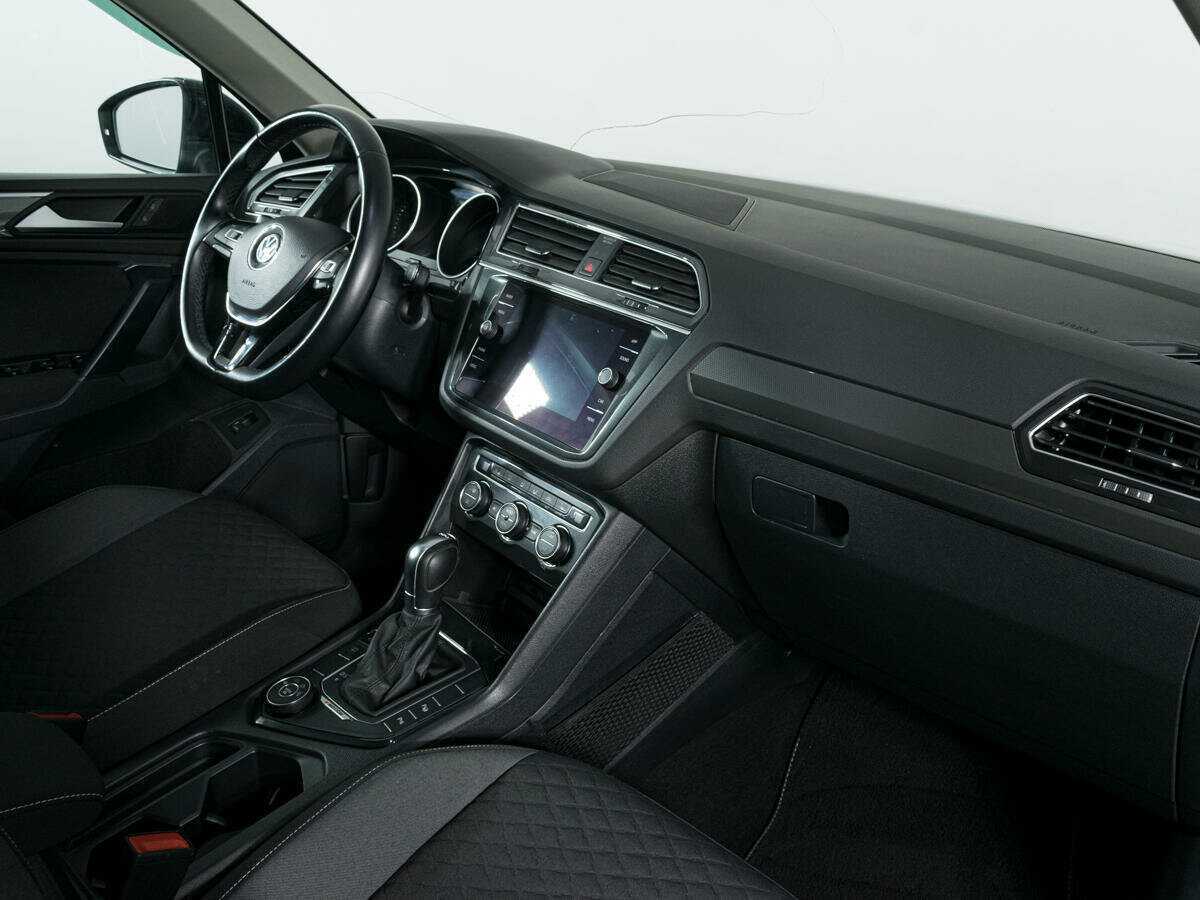 Volkswagen Tiguan б/у, 2018, Роботизированная. Фото: #8