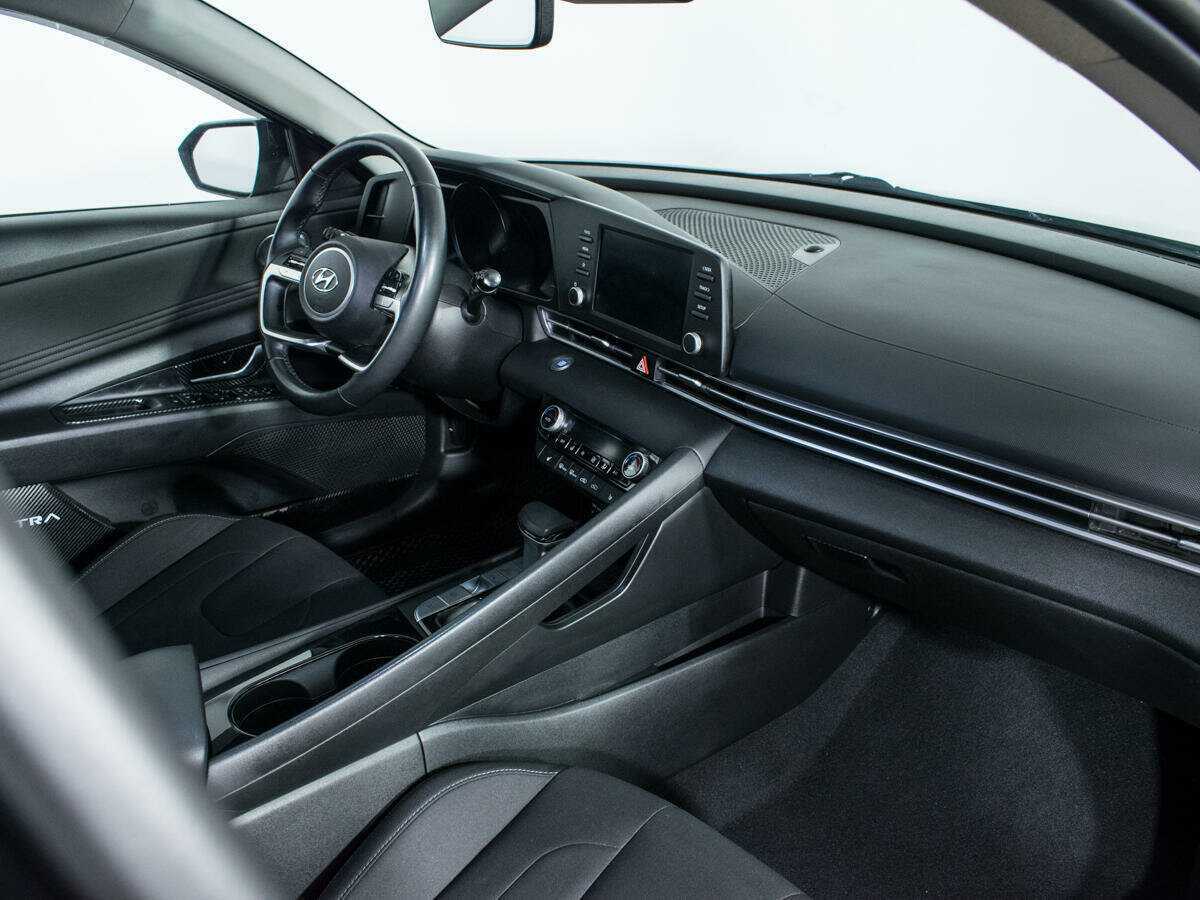 Хендай Елантра б/у, 2020, Автоматическая. Фото: #8