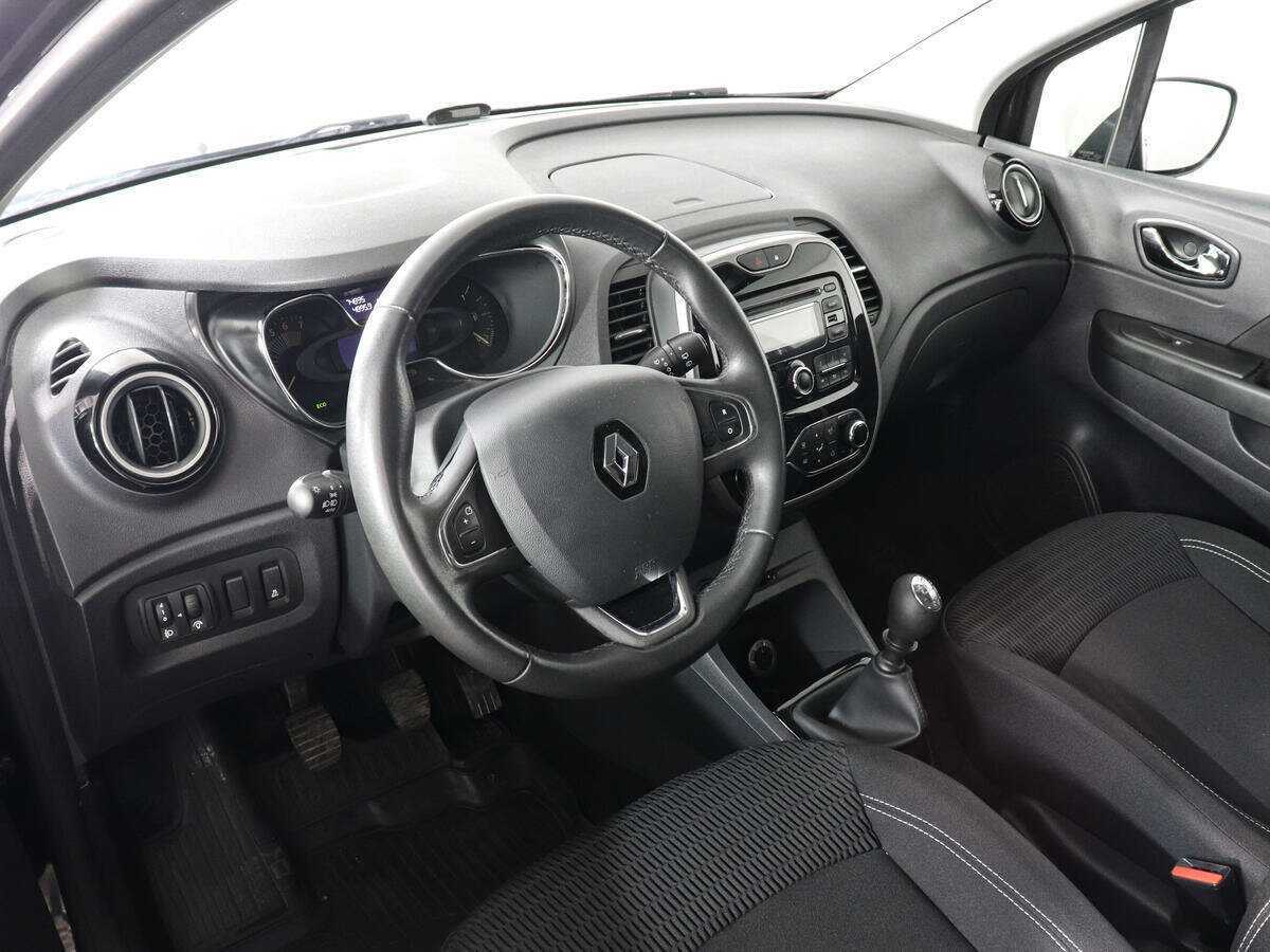 Renault Kaptur б/у, 2016, Механическая. Фото: #8