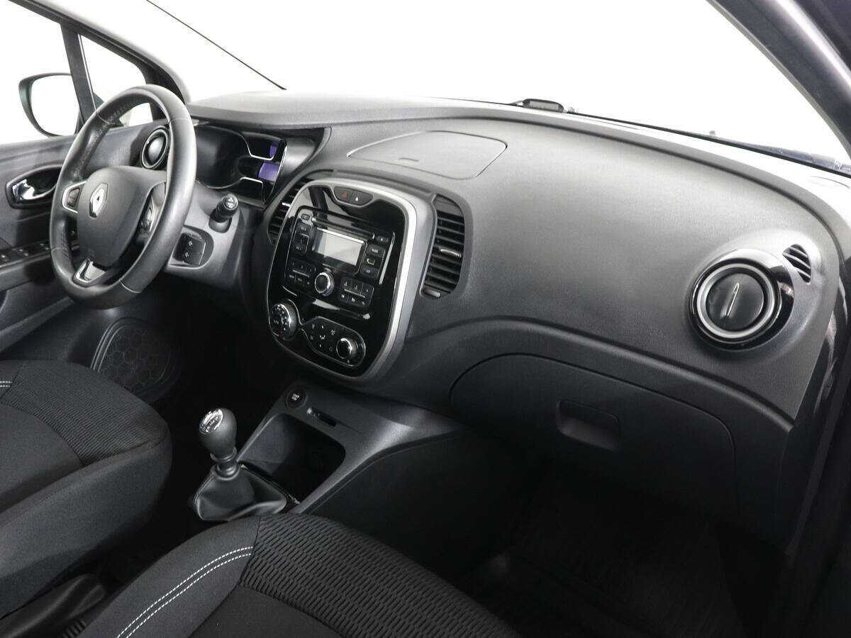 Renault Kaptur б/у, 2016, Механическая. Фото: #9