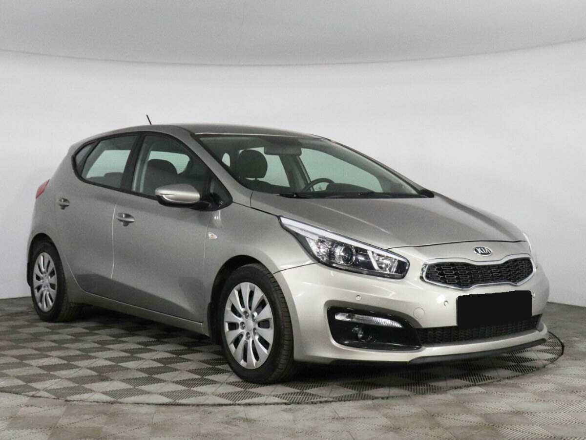 Kia Ceed б/у, 2016, Автоматическая. Фото: #2