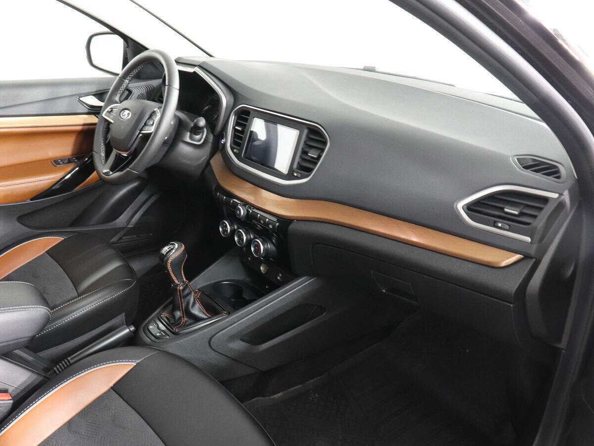 Lada (ВАЗ) Vesta б/у, 2023, Механическая. Фото: #9