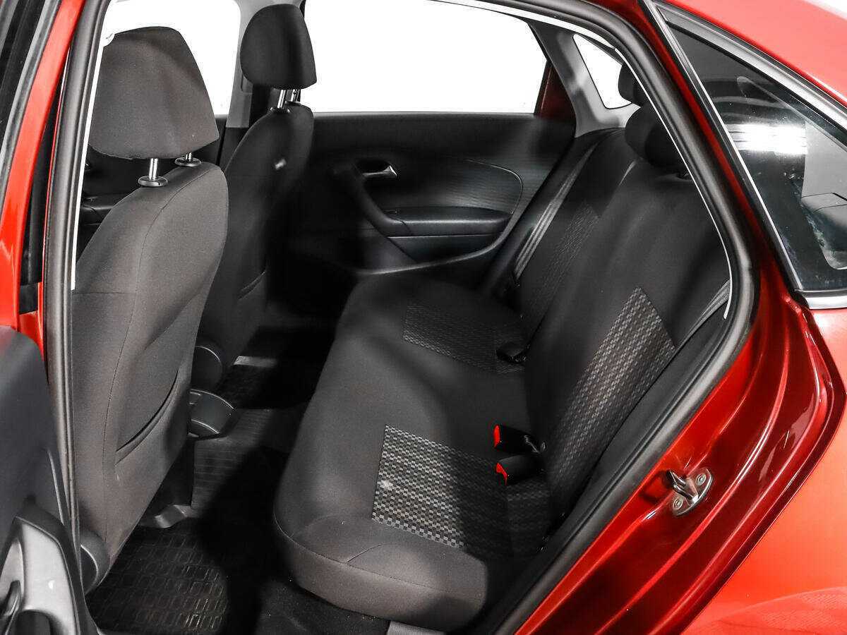 Фольксваген Поло б/у, 2016, Автоматическая. Фото: #9