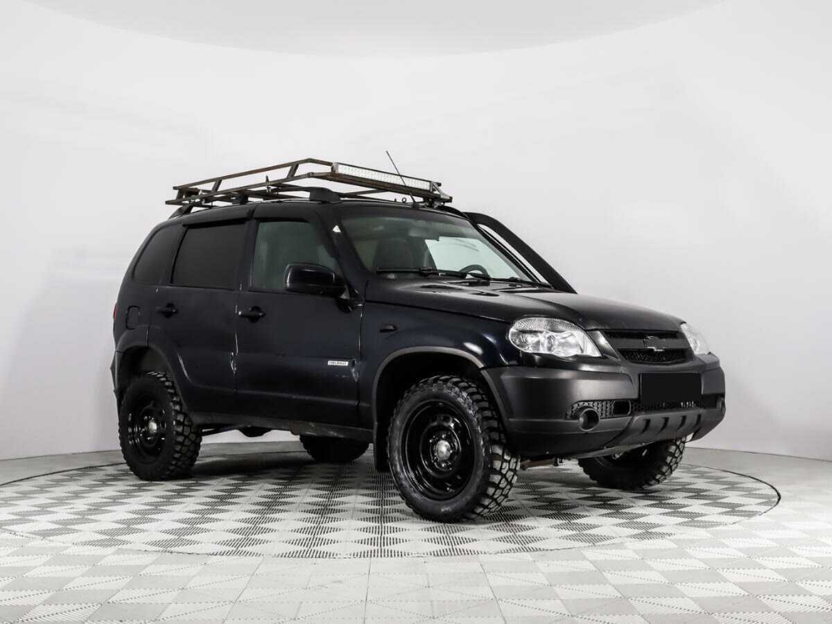Chevrolet Niva б/у, 2016, Механическая. Фото: #2