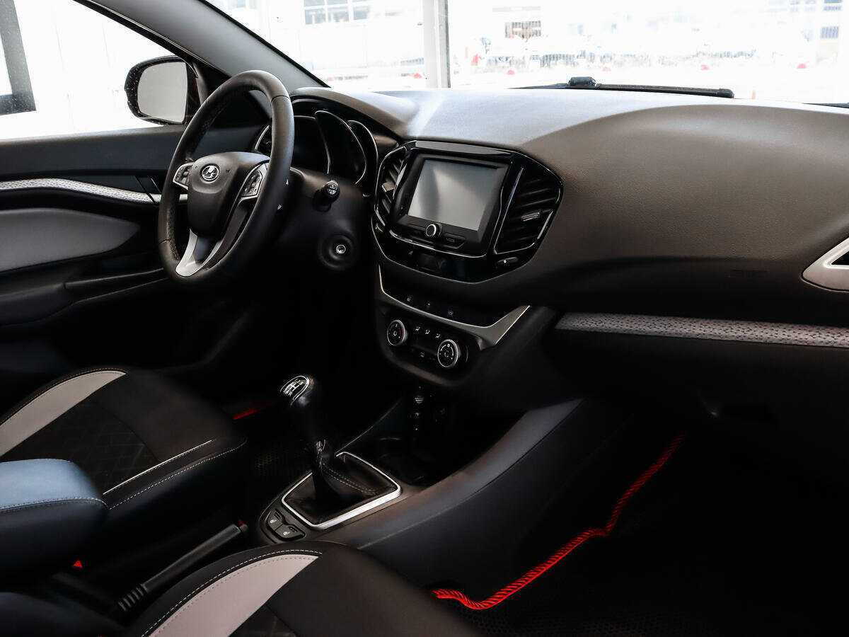 Lada (ВАЗ) Vesta б/у, 2019, Механическая. Фото: #9