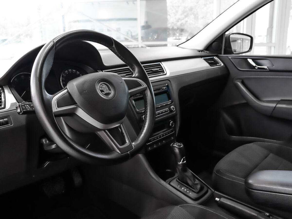 Skoda Rapid б/у, 2014, Роботизированная. Фото: #8