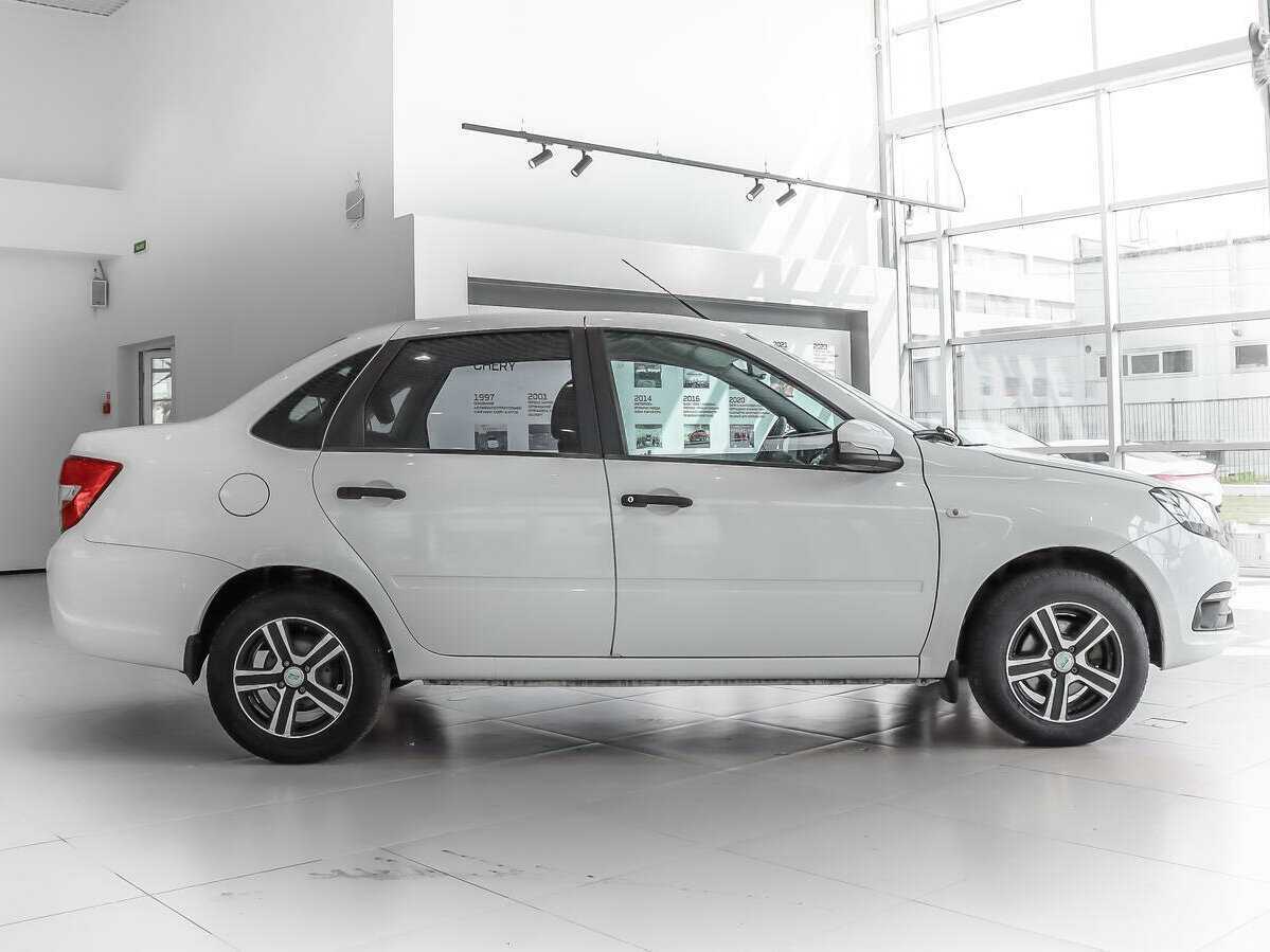 Lada (ВАЗ) Granta б/у, 2019, Механическая. Фото: #3