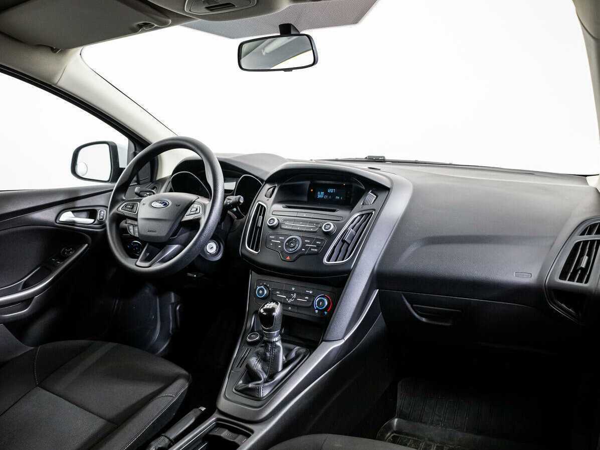 Форд Фокус б/у, 2017, Механическая. Фото: #8