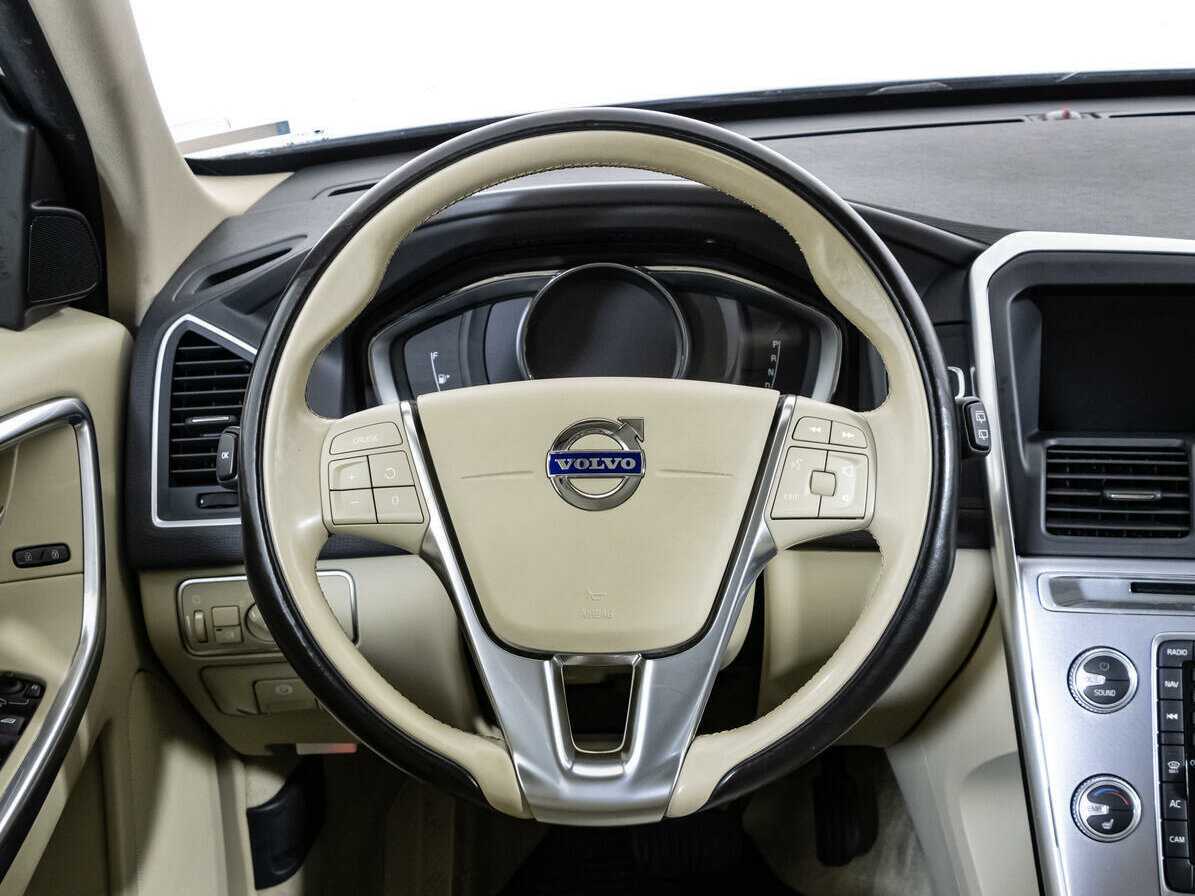 Volvo XC60 б/у, 2016, Автоматическая. Фото: #7