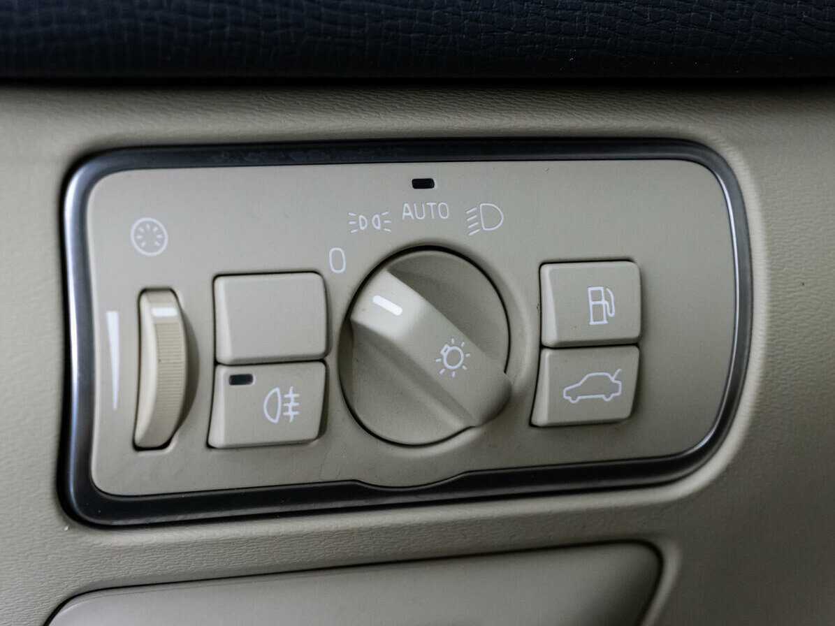 Volvo XC60 б/у, 2016, Автоматическая. Фото: #12