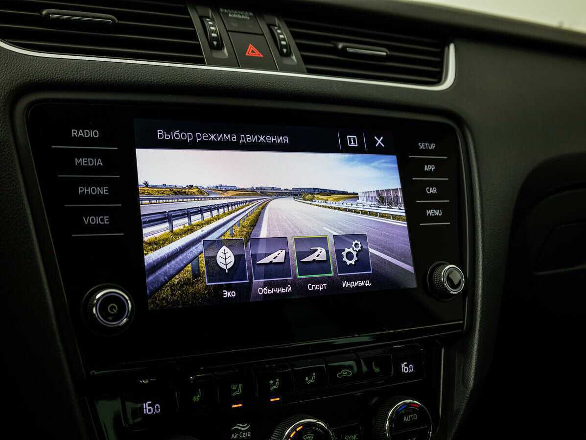 Шкода Октавия б/у, 2019, Роботизированная. Фото: #18