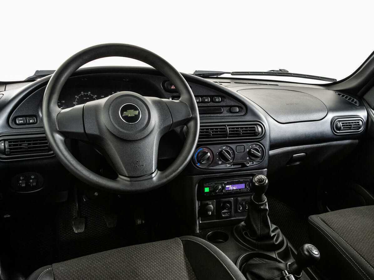 Шевроле Нива б/у, 2018, Механическая. Фото: #10